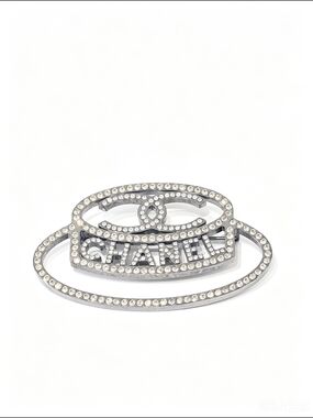 Chanel Oval CC Logo Strass Brooch